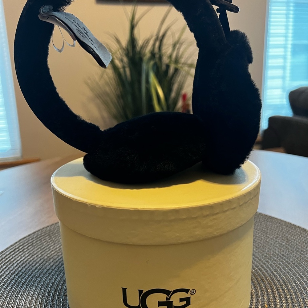 UGG Plush Black Headphones